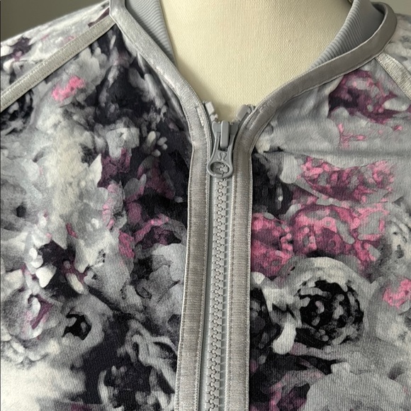 LULULEMON If Your Lucky Jacket Size 6 - Picture 3 of 7